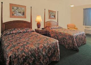 Hotel Rodeway Inn & Suites