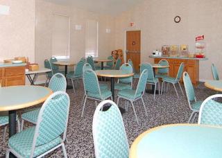 Hotel Rodeway Inn & Suites