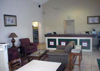 Hotel Rodeway Inn & Suites