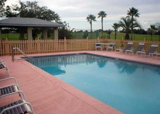 Hotel Rodeway Inn & Suites