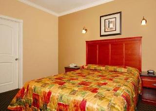 Hotel Rodeway Inn & Suites