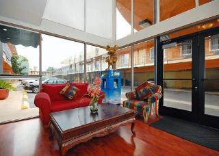 Hotel Rodeway Inn & Suites Near Convention Center