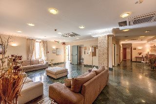 Hotel Romoli