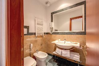 Hotel Romoli