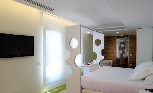 Hotel Room Mate Pau