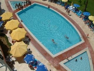 Hotel Royal Atlantis Beach