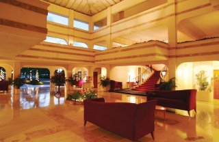Hotel Royal By Rex Resorts