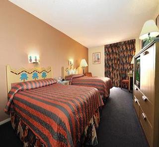 Hotel Royal Celebration Inn On Lake Cecile