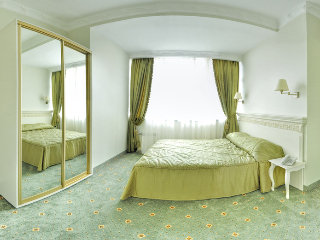 Hotel Royal City