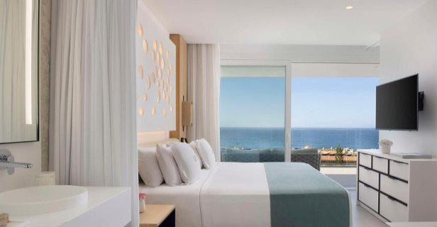 Hotel Royal Hideaway Corales Suites