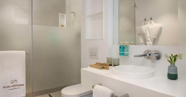 Hotel Royal Hideaway Corales Suites
