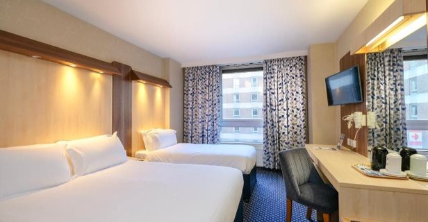 Hotel Royal National