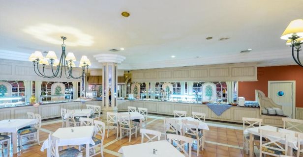 Hotel Royal Suite