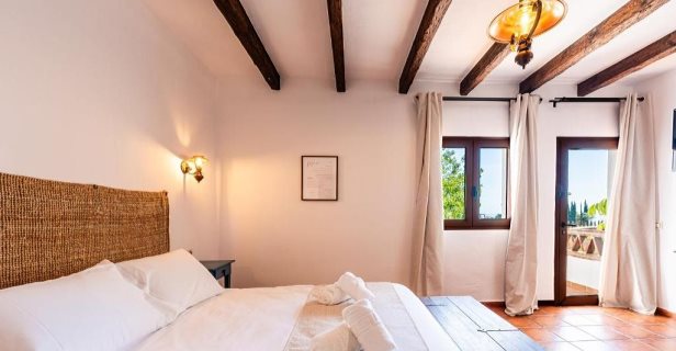 Hotel Rural Almazara