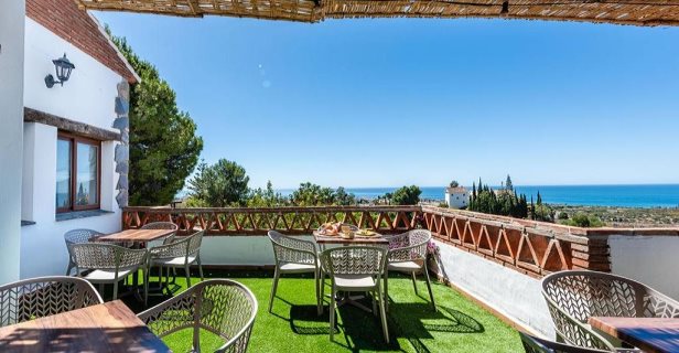 Hotel Rural Almazara