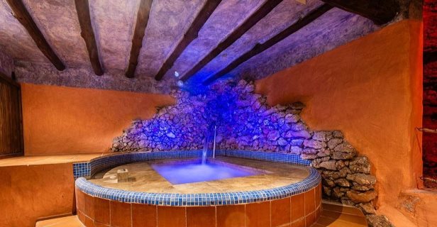 Hotel Rural Almazara