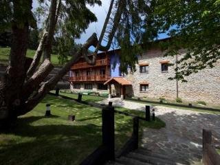 Hotel Rural Atxurra