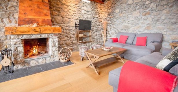 Hotel Rural Borda Del Molla