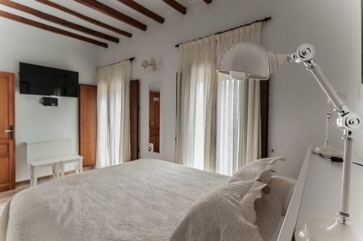 Hotel Rural Cases Noves