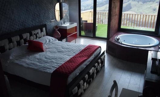 Hotel Rural La Aldea Soñada De Angliru
