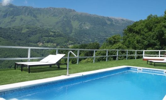 Hotel Rural La Aldea Soñada De Angliru