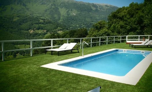 Hotel Rural La Aldea Soñada De Angliru