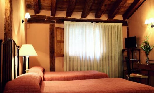 Hotel Rural La Casona De Espirdo