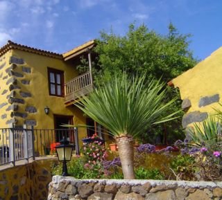 Hotel Rural La Correa Del Almendro