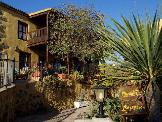 Hotel Rural La Correa Del Almendro
