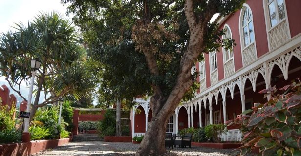 Hotel Rural Las Longueras