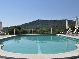 Hotel Rural Son Burgues