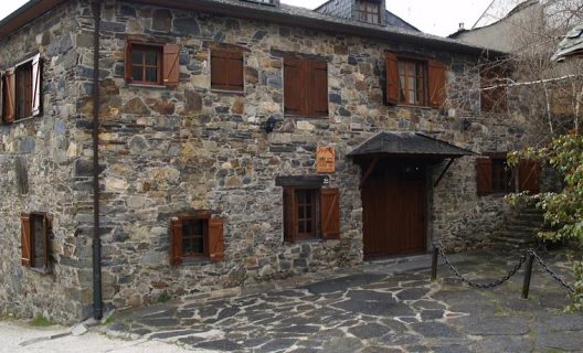 Hotel Rural Valle De Ancares