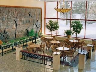 Hotel Rushotel