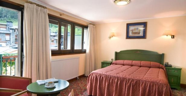 Hotel Rutllan Xalet De Muntanya Spa