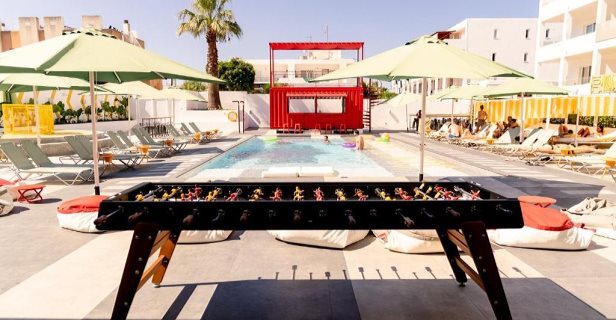 Hotel Ryans Lolas