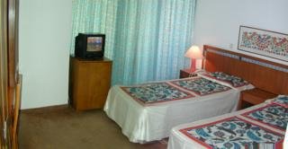 Hotel S