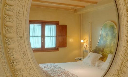 Hotel Sacristia De Santa Ana