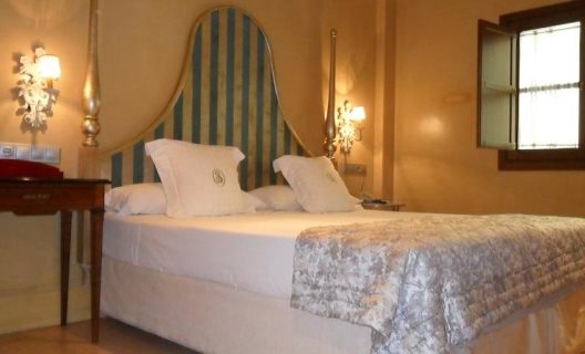 Hotel Sacristia De Santa Ana