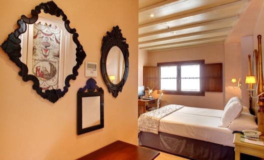 Hotel Sacristia De Santa Ana