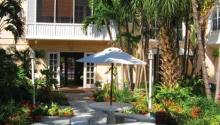 Hotel Sadigo Court