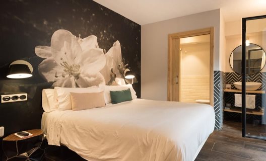 Hotel Sagarlore