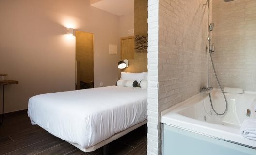 Hotel Sagarlore