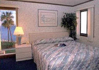 Hotel Sailport Resort Waterfront Suites On Tampa Bay