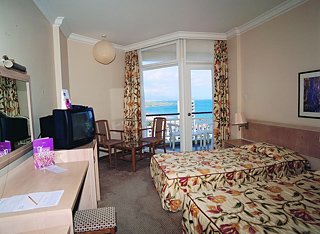Hotel Salamis Bay Conti
