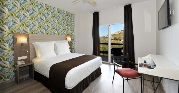 Hotel Salobreña Suites
