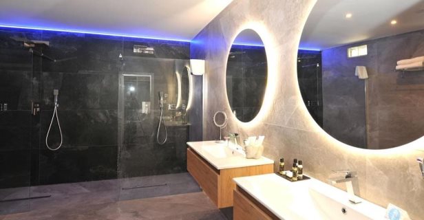 Hotel Salobreña Suites