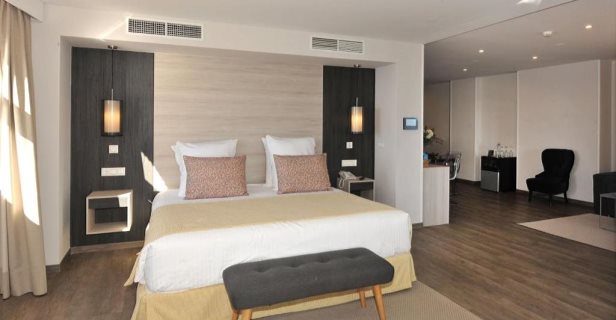 Hotel Salobreña Suites