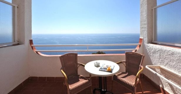 Hotel Salobreña Suites