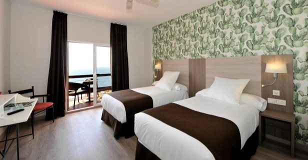 Hotel Salobreña Suites