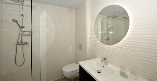 Hotel Salobreña Suites